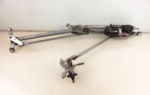 Honda Civic Front wiper linkage 