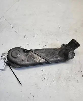 Audi A6 S6 C5 4B Thermostat housing 059121121D