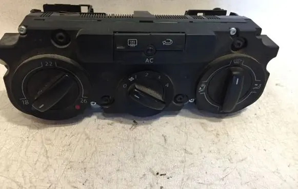 Volkswagen PASSAT B6 Climate control unit 537011CF