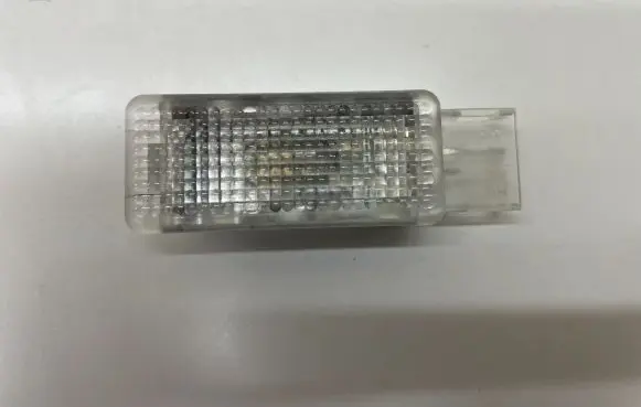 Volkswagen PASSAT B6 Other interior light 7L0947415