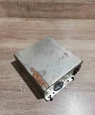 Chrysler LHS Sound amplifier 015114362