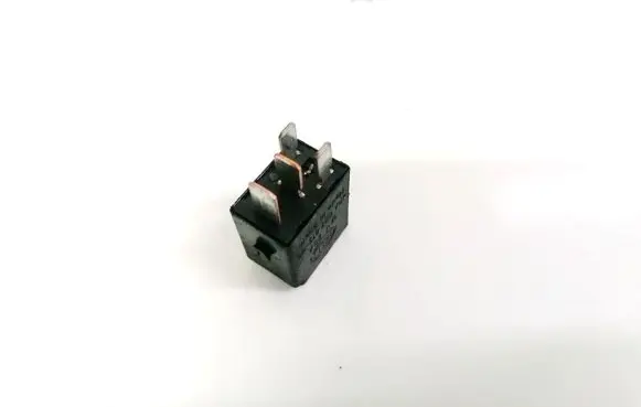 Mercedes-Benz A W168 Other relay 4RA00781300 4RA007813-00