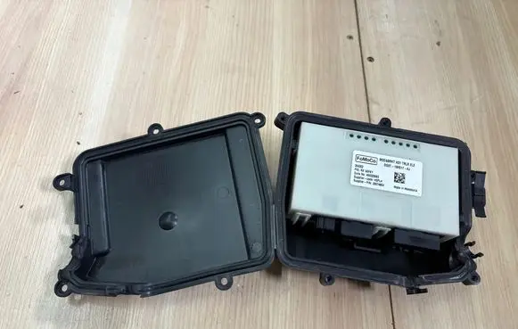 Ford Transit VII Tow bar trailer control unit/module DG9T19H517AJ