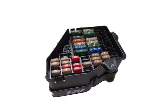 Audi A6 S6 C6 4F Fuse module