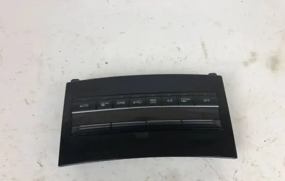 Mercedes-Benz E AMG W212 Climate control unit A2128304900 5HB01141626 A2129000328
