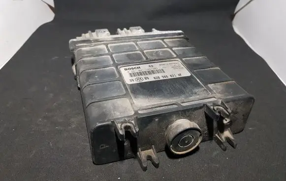 Volkswagen Caddy Engine control unit/module 028906021AF