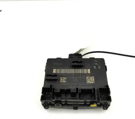 Porsche Cayenne (9Y0 9Y3) Door control unit/module 4M1959795C 4M1959795B