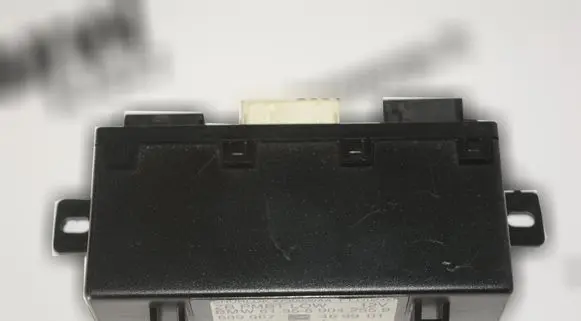BMW 5 E39 Door control unit/module 6904255