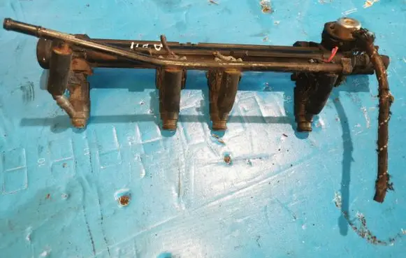 Audi A3 S3 8L Fuel main line pipe 037133317 06A906031C 0280155791