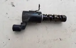 KIA Carens II Camshaft position sensor 