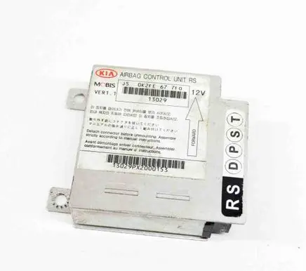 KIA Carens I Airbag control unit/module 0K2FD677F0