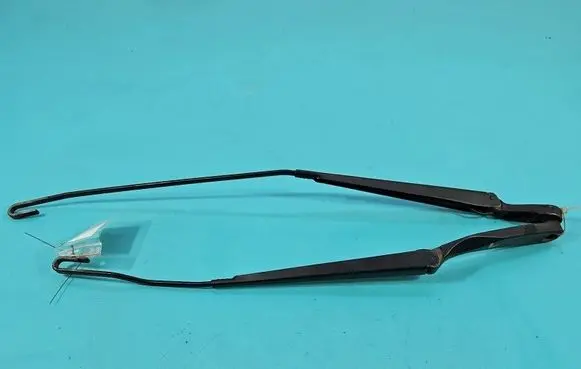 Volkswagen Polo IV 9N3 Front wiper blade arm 6Q1955409 IMPRK1536304