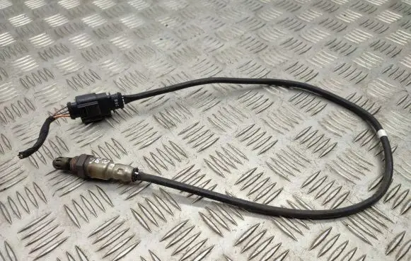 Skoda Octavia Mk3 (5E) Lambda probe sensor 04E906262A