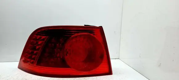 Volkswagen Phaeton Rear/tail lights