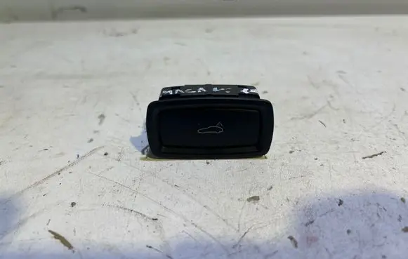 Porsche Macan (95B) Tailgate/trunk/boot open switch 7PP959832H 10002463 A0001150900204