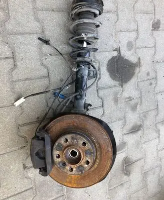 Mini Cooper Countryman R60 Front wheel hub spindle knuckle