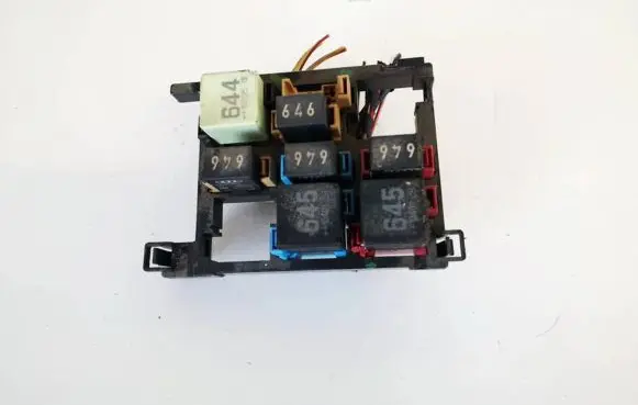 Volkswagen Tiguan Fuse box set 7n0937503