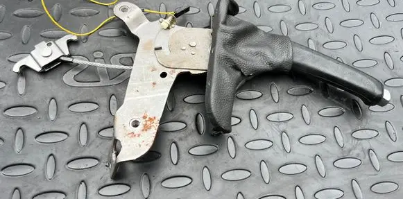 Volvo XC70 Handbrake/parking brake lever assembly 30645664