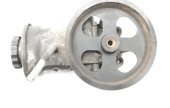 Toyota Avensis T250 Power steering pump 12180