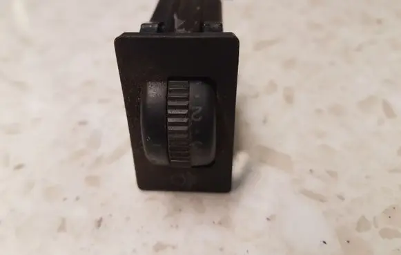 Toyota Avensis T250 Headlight level height control switch 8415205050