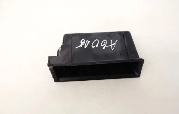 Volkswagen PASSAT B6 Car ashtray 3c0863077