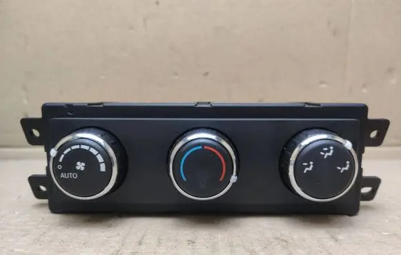 Chrysler Town u0026 Country V Air conditioning/heating control unit 55111313AB