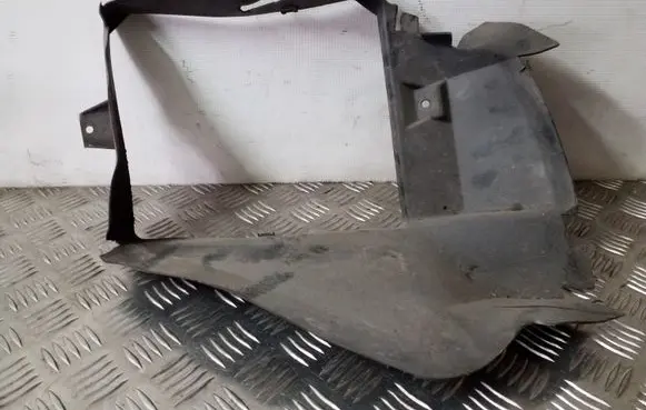 Audi A6 S6 C4 4A Intercooler air channel guide 4A0117339H