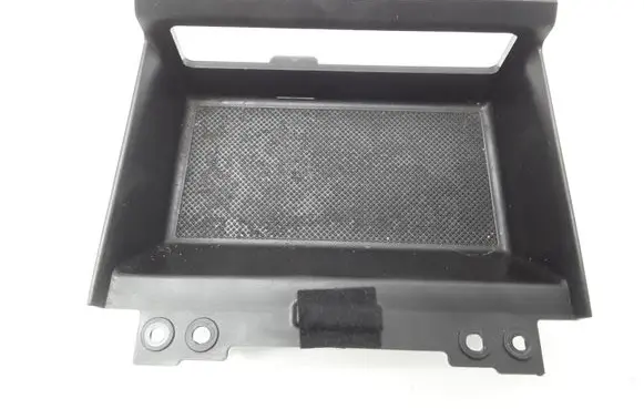 Cup holder front