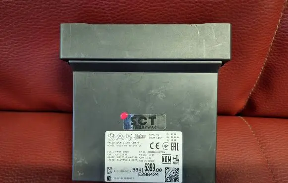 Peugeot 2008 II Light module LCM 9841539980 E286424