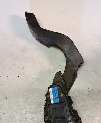 Audi A6 S6 C5 4B Accelerator throttle pedal 6PV00777006 8D1723523