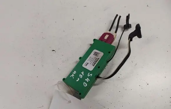 Volvo S40 Aerial antenna amplifier 30737917 28019205