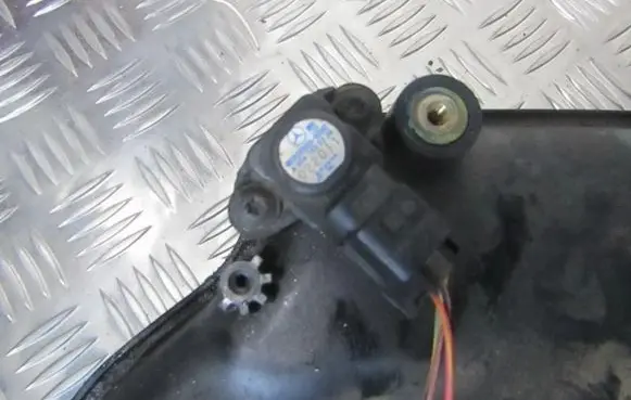 Mercedes-Benz C W203 Air pressure sensor a0041533328 022011