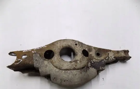 Toyota RAV 4 (XA30) Rear control arm