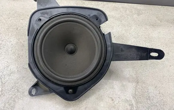 BMW 3 E46 Parcel shelf speaker 8368233 4918430703 8381561
