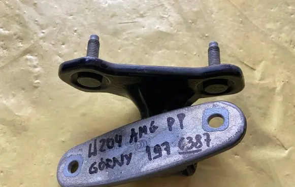 Mercedes-Benz C AMG W204 Front door upper hinge 6990