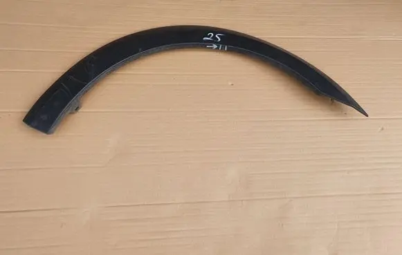 Skoda Octavia Mk3 (5E) Front arch trim 5E0853508