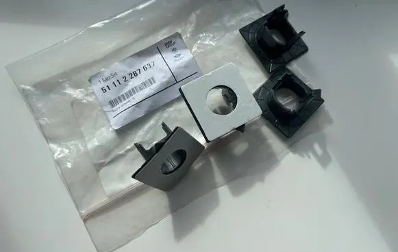 BMW 5 F10 F11 Front parking sensor holder (PDC) 51112287637