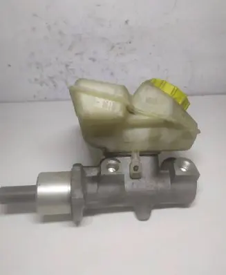 Volkswagen Transporter - Caravelle T4 Master brake cylinder 7D0611303A