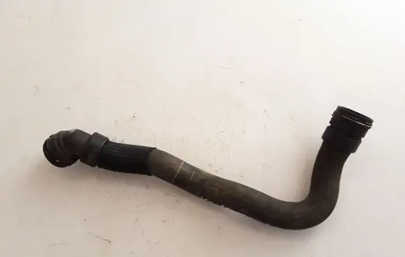 Volvo XC60 Engine coolant pipe/hose