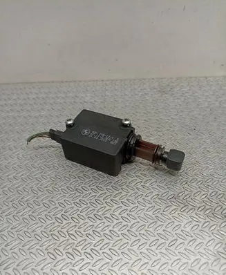 BMW 5 E39 Tailgate boot lock/latch motor 8368196