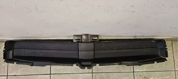 BMW iX Intercooler air guide/duct channel 3U5A1A69804 21M316000445 3085010000100200