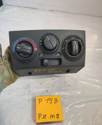 Fiat Punto (176) Climate control/heater control trim 92045408