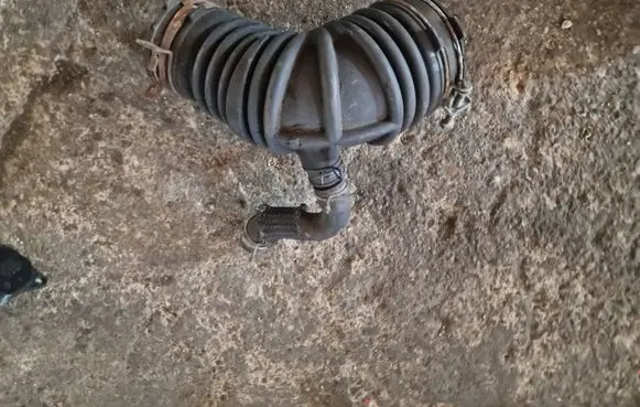 Intercooler hose/pipe