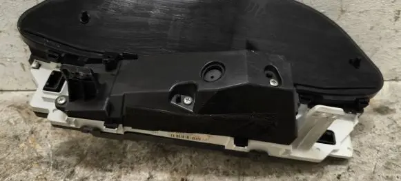 Toyota Yaris Speedometer (instrument cluster)
