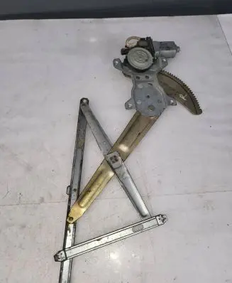 Suzuki Jimny Front wiper linkage and motor