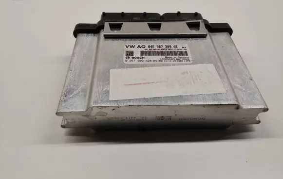Volkswagen Jetta VI Engine control unit/module 04E907309AE 0261S09528