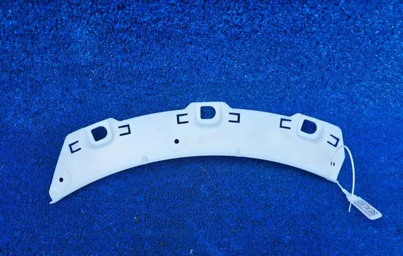Mini Cooper Countryman F60 Fender mounting bracket 7410644