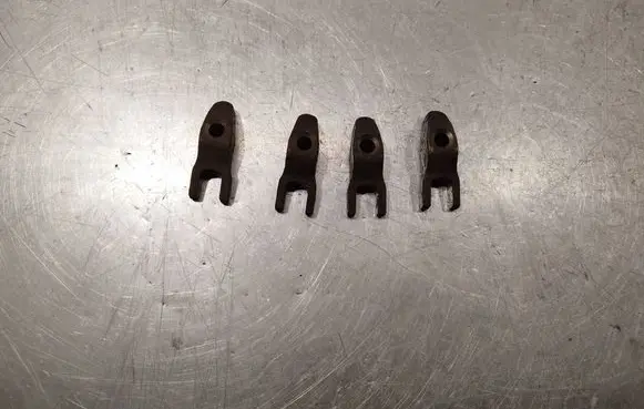Hyundai ix20 Fuel Injector clamp holder 