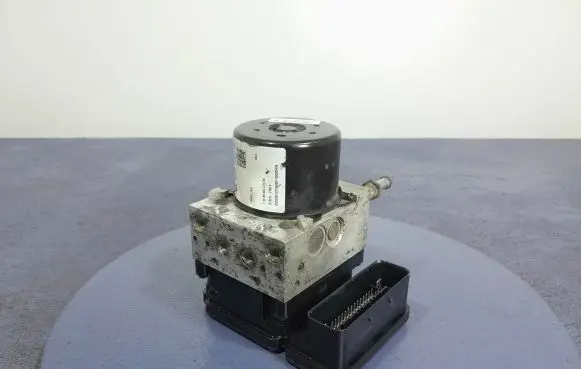 Jeep Compass ABS Pump P68091138AD