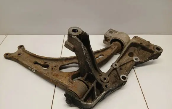 Audi A3 S3 8P Front lower control arm/wishbone 1K0199296F